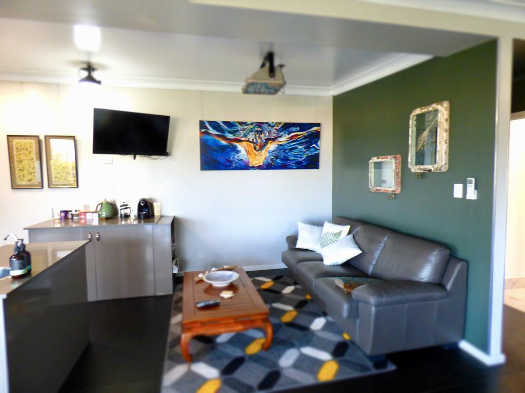 Arthouse Beachfront Accommodation Emerald Beach Εξωτερικό φωτογραφία